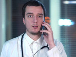 Мобільні оператори надали безкоштовний інтернет медикам, які проводять вакцинацію від COVID-19