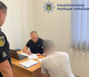 Житель Київщини через фейковий готель викрав 1,6 млн грн з карток іноземців
