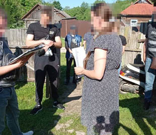 Работала на врага: в Черниговской области задержали агитатора оккупантов