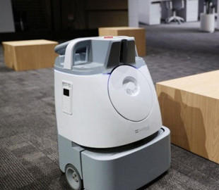 В Японії розроблятимуть роботів-прибиральників зі штучним інтелектом