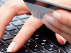 Псевдобанкір видурив у жінки майже 100 тисяч гривень