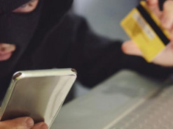 Легкий заробіток в інтернеті обернувся для жінки втратою 27 тисяч гривень