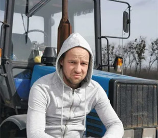 Зірка "95 кварталу" висміяв Лаврова під сміх павичів