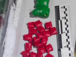 На Харьковщине арестовали "Деда Мороза", который сбывал наркотики в интернете