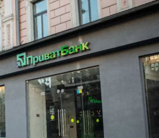 Шахраї масово атакують клієнтів ПриватБанку – що відбувається