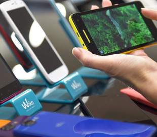 Ціни на смартфони та гаджети в Україні зростуть на 45-60%: експерт пояснив чому