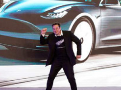 Прибыль и риски: чего ожидать от Tesla в 2021 году