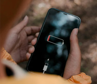 Чому примусове закриття додатків шкодить батареї телефона