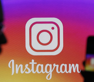 Instagram забанил популярный аккаунт с 14 млн фолловерами из-за фейков о коронавирусе