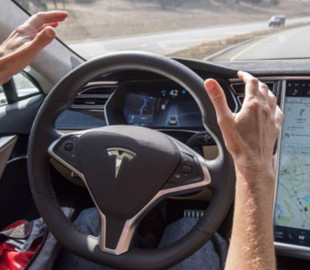 Tesla снова лишилась ключевого разработчика автопилота
