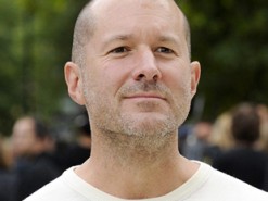Главный дизайнер Apple создал полностью бриллиантовое кольцо: фото и стоимость шедевра