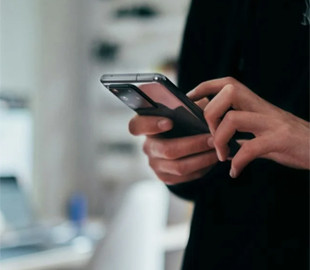 Фахівці стверджують, що постійна робота шкідлива для смартфона: як часто його перезавантажувати