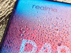 У Realme тоже будет смартфон со спрятанной под дисплеем камерой