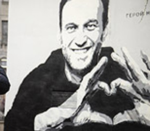 Роскомнадзор потребовал от видеохостинга YouTube заблокировать канал "Навальный Live"