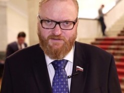 Россиянам хотят законодательно запретить пользоваться соцсетями больше одного часа в день