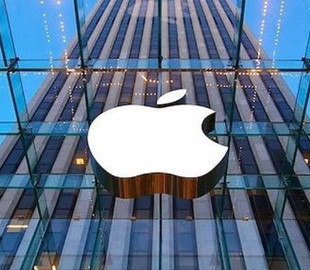 Акції Apple впали на 23% за чотири сесії, Microsoft знову стала найдорожчою компанією світу