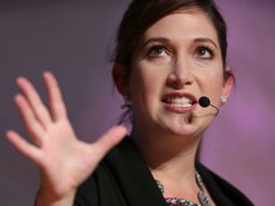 Сестру основателя Facebook отказались спасать от домогательств в самолете