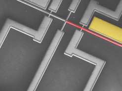 ИИ впервые встроили в микроэлектромеханическую систему