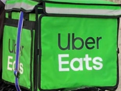 Жителі канадської провінції Онтаріо отримали можливість замовляти канабіс через Uber Eats