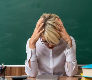 У ліцеї на Харківщині спалахнув скандал через цькування педагогів у TikTok