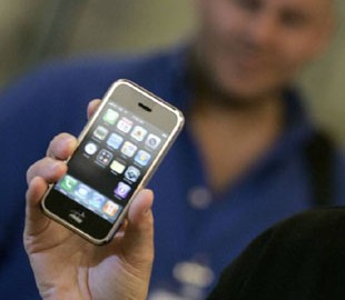 Экс-дизайнер Apple показал нереализованный проект клавиатуры iPhone