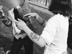 Разбили яйца на голове и унизили: в Киеве подростки избили 12-летнюю девочку и выложили видео издевательств в соцсети