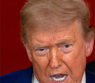 Трамп розлютився через витік інформації про дефіцит запасів зброї у США, – CNN