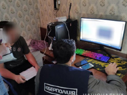 Полицейские поймали создателей детского порно