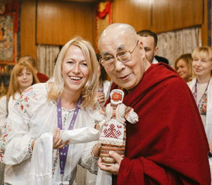 Далай-лама впервые пообщается с украинцами в прямом эфире