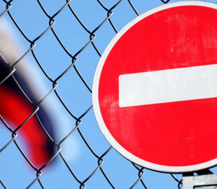 Зеленський відповів на петицію щодо заборони росіянам в'їжджати в Україну