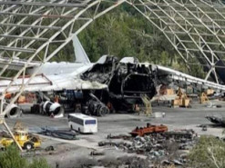 У Гостомелі розбирають легендарну «Мрію»