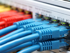 Роскомнадзор начал собирать данные с провайдеров для изоляции Рунета