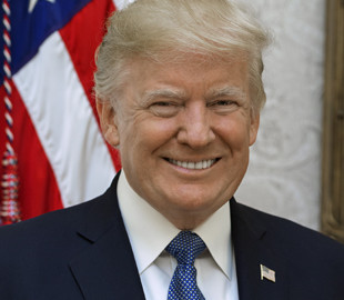 Трамп хочет получить от Oracle $5 млрд за разрешение купить TikTok