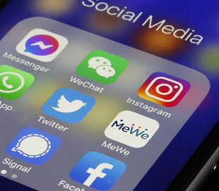 В США проверяют действия Instagram по делу о привлечении в соцсеть детей