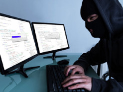 Аферисти створили клон сайту Манявського скита і видурюють гроші