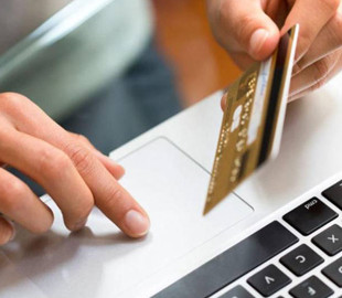 Жінка втратила 570 тисяч гривень через онлайн-кохання