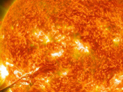 Землю накриє потужна магнітна буря: названо дату