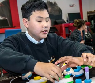 Microsoft создала язык программирования для незрячих детей