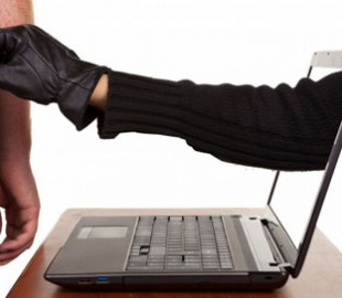 Интернет-мошенники лишили молодую девушку сбережений