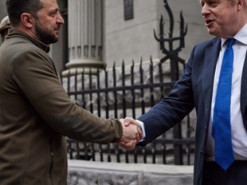 “З днем народження, друже”. Зеленський привітав Джонсона в Instagram