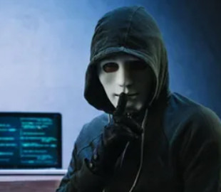 Украинские хакеры взломали сайт железной дороги "ДНР" и оставили послание для русского военного поезда. Фото