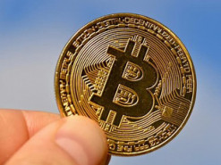 "Создатель" биткоина сравнил криптовалюту с масштабной финансовой пирамидой