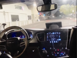 Сравнение автопилотов Tesla и Waymo в реальных условиях