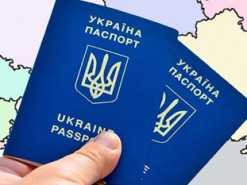 Людям з інвалідністю дозволили необмежену кількість виїздів за кордон