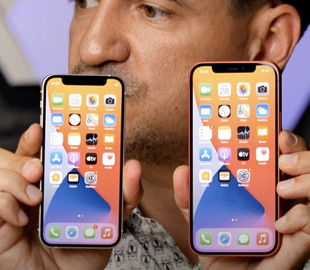 iPhone 12 mini впервые показали вживую и сравнили с iPhone 12