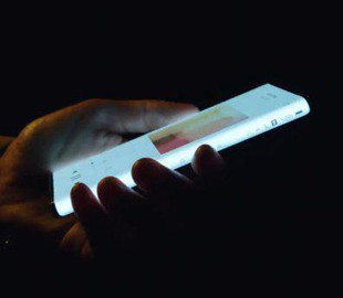 Apple создаст смартфон с обернутым вокруг корпуса дисплеем