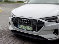 Названы привилегии для авто с зелеными номерами