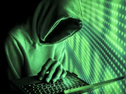 Мошенники узнали пароли жертв и пригрозили «слить» интимные записи с веб-камеры