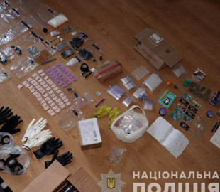 Поліція Донеччини спрямувала до суду обвинувальний акт відносно організованої групи інтернет-наркоторговців