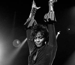 Sony покажет фильм об Уитни Хьюстон